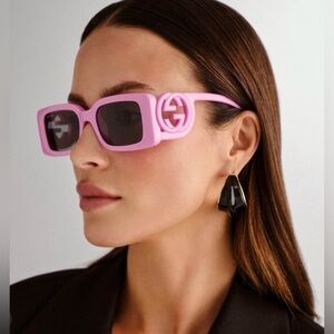 GUCCI MAXI BOLD “GG” ON FRAMES FOR A FASHION STATEMENT AS SEEN ON MANY CELEBS 😎